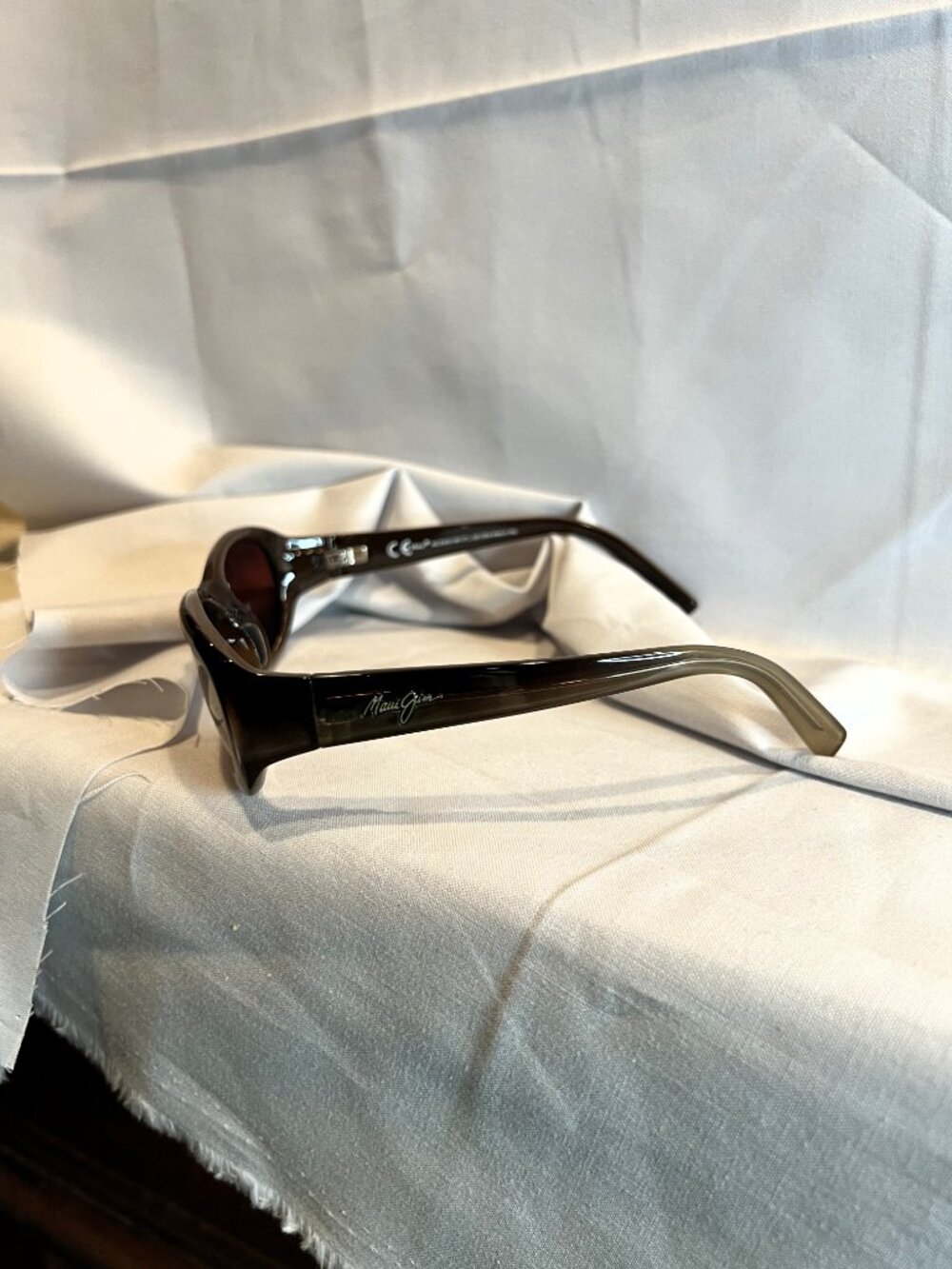 Maui Jim Sunglasses - Picture 7 of 11